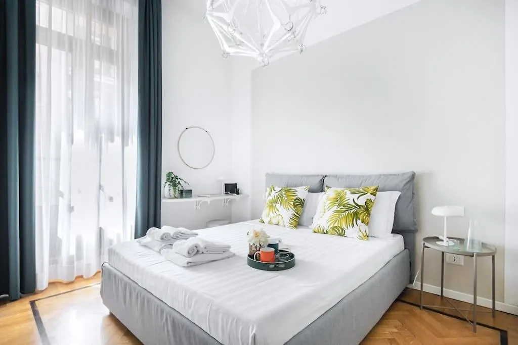 Easylife - Style And Elegance Near Porta Romana Milano 0*,