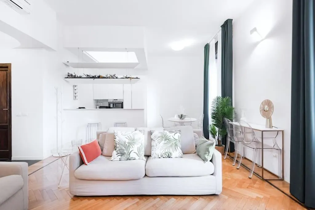 Easylife - Style And Elegance Near Porta Romana 米兰 公寓