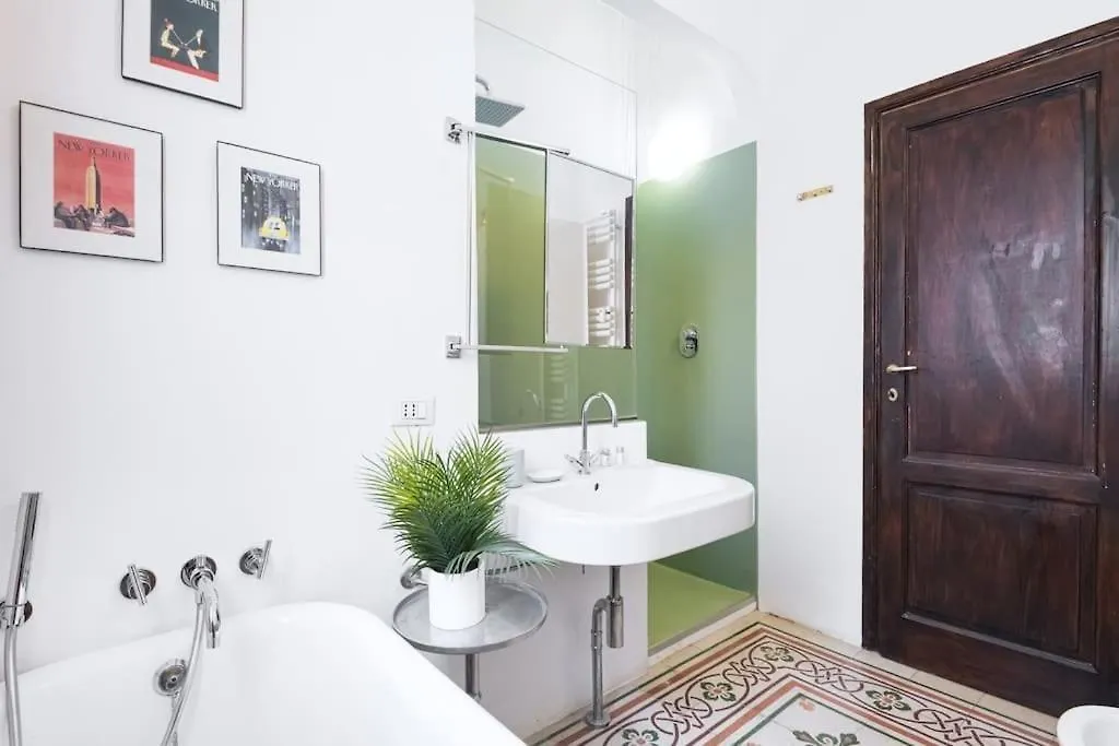 Easylife - Style And Elegance Near Porta Romana 米兰 公寓